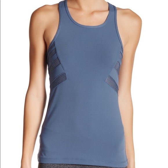 Lorna Jane Sleek Excel Tank with Mesh Insert - Picture 2 of 5